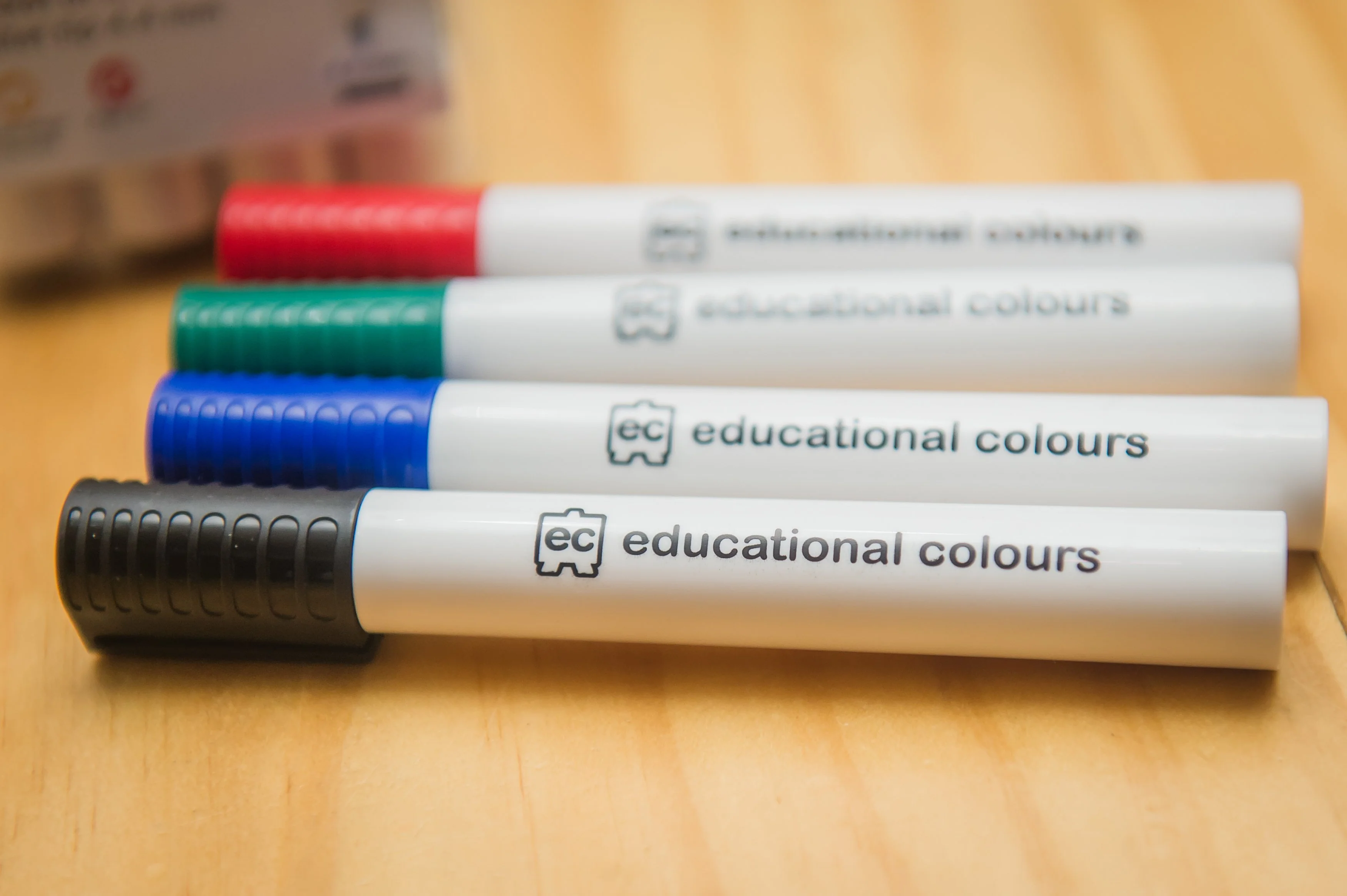 Chunky Whiteboard Markers - Easy Hold - Image 3