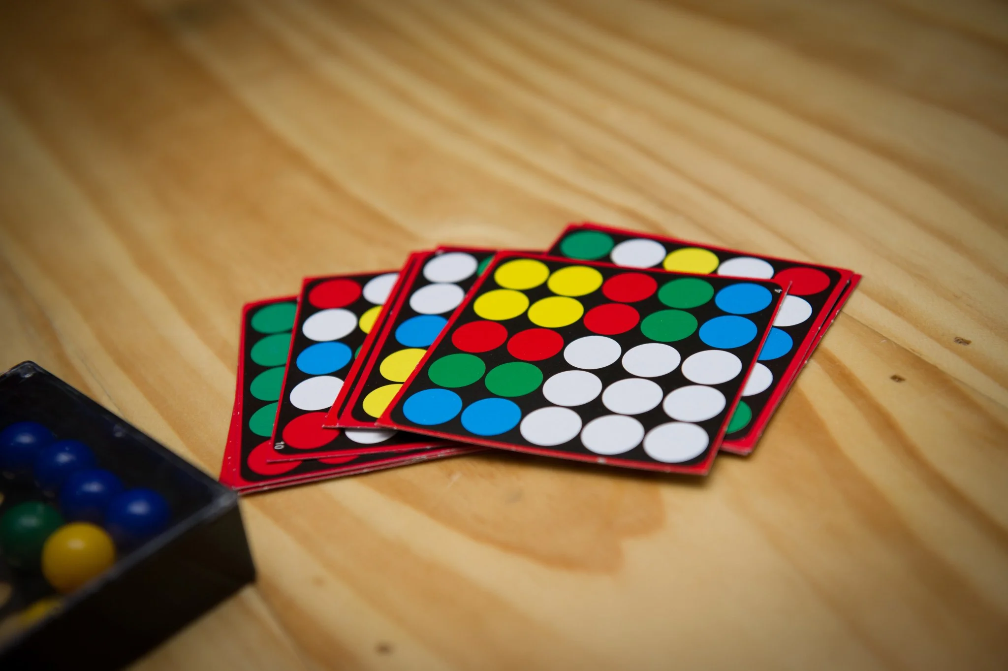 EduShape Tricky Fingers Game - Image 2