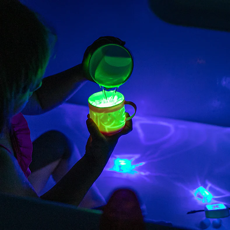Glo Pals Light-Up Cubes - Image 2